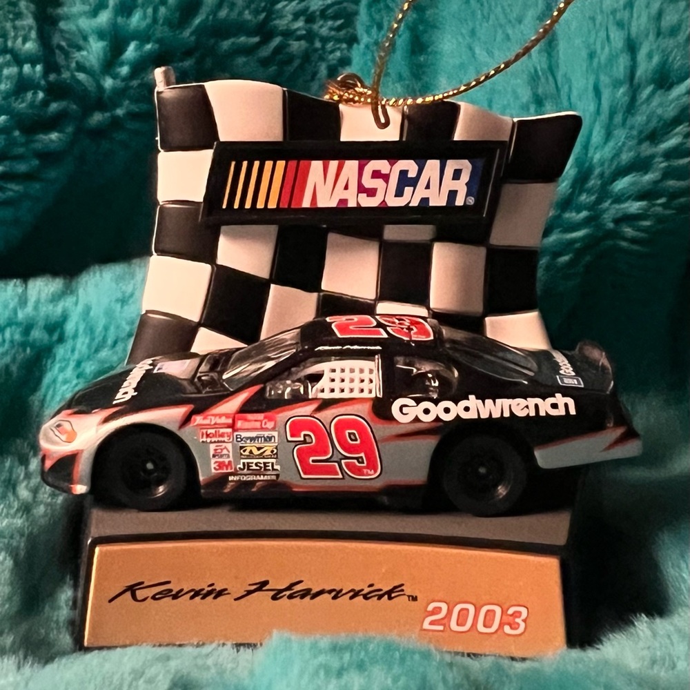 NASCAR Kevin Harvick 2003 Christmas ornament. Goodwrench number 29 car.
